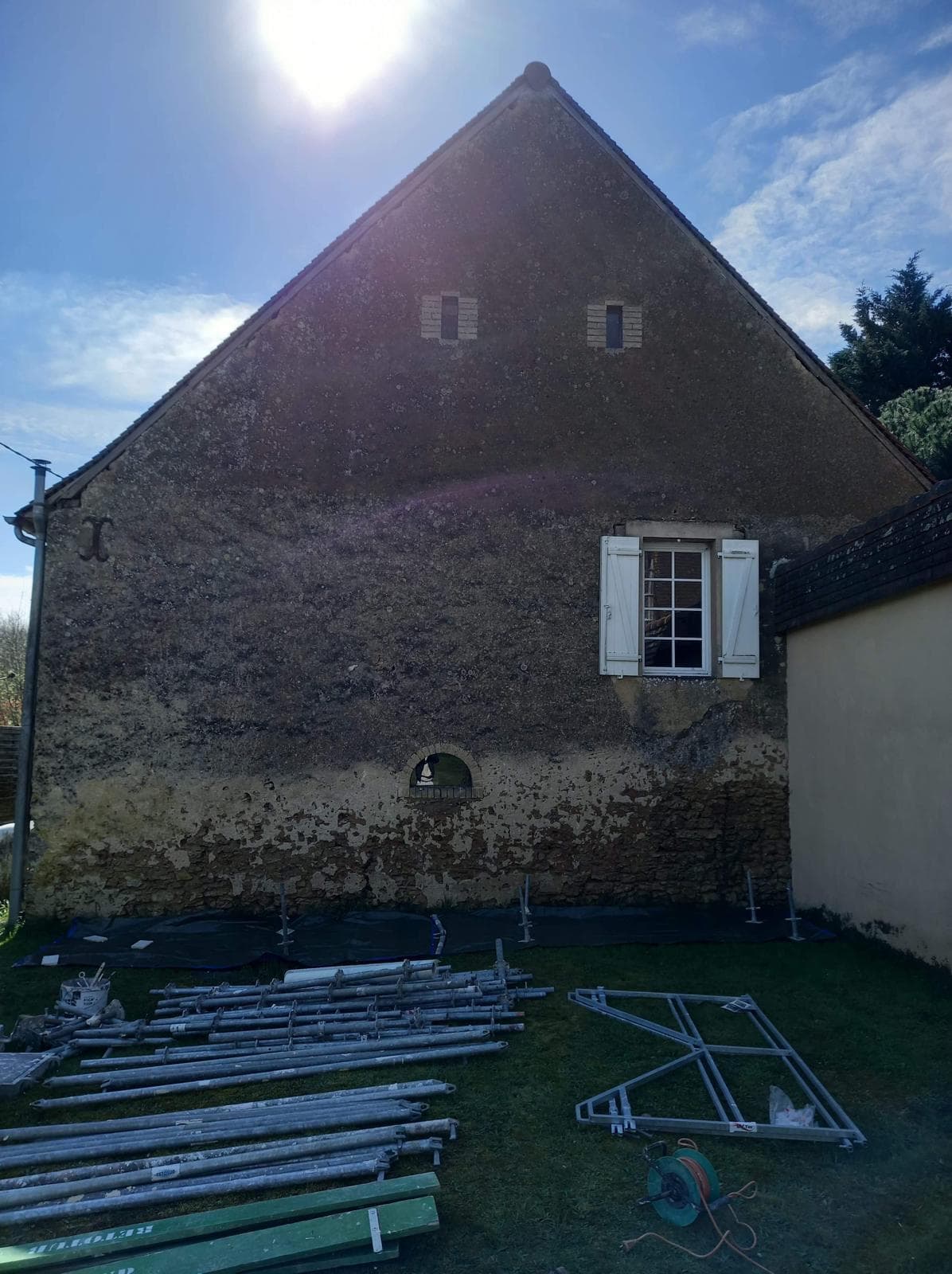 Avant — Rénovation extérieure
